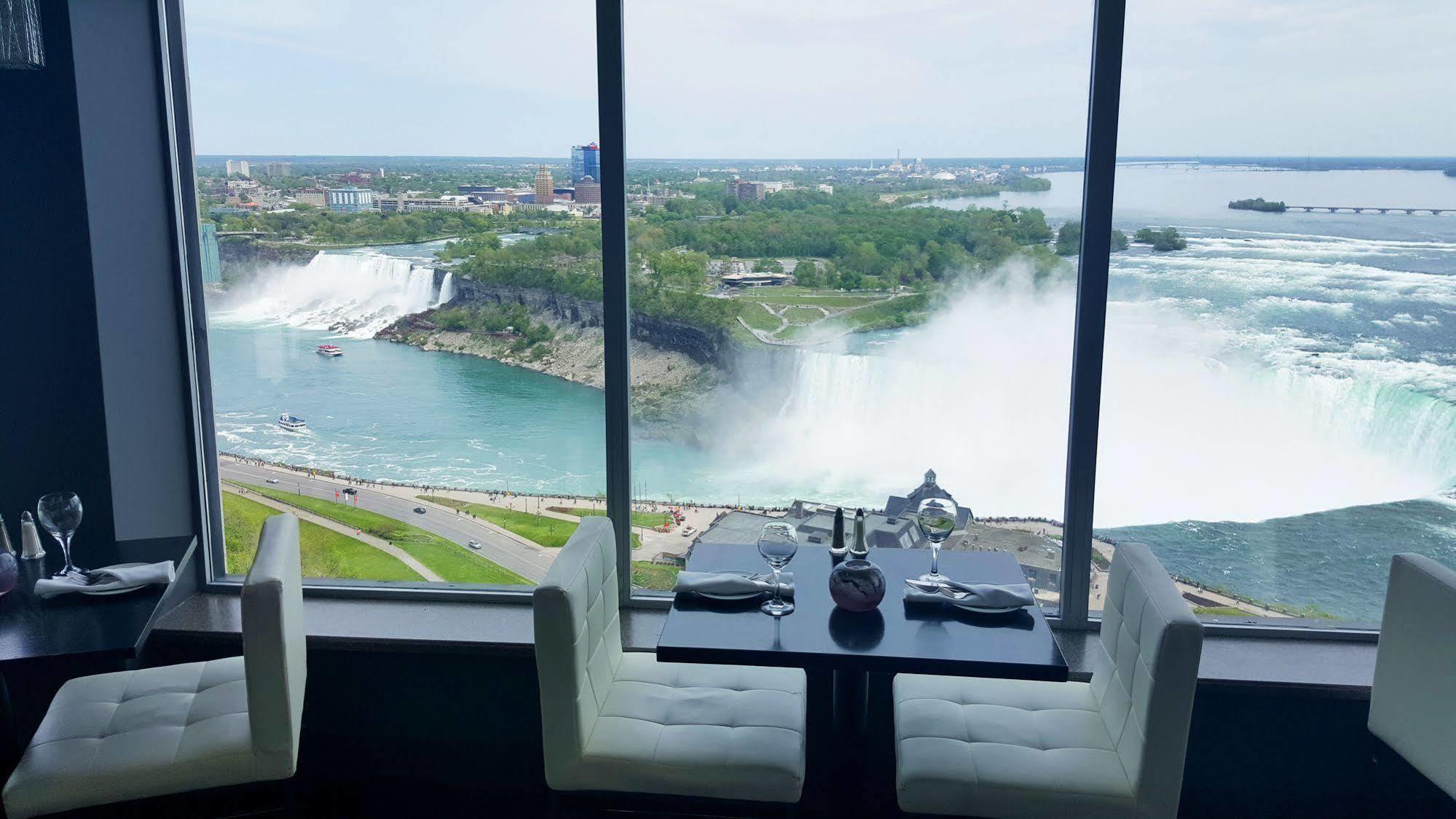 Hotel Tower At Fallsview Niagara-Fälle